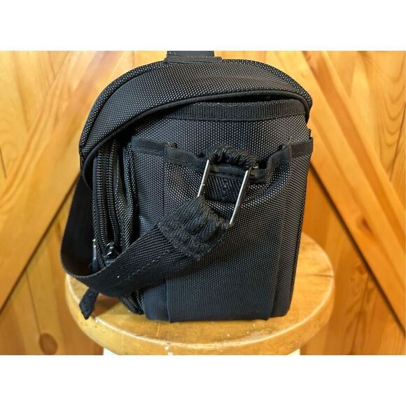 Nikon Camera Bag DSLR Shoulder Hand Bag Soft Shell Canvas Case Black Pockets - Picture 2 of 10